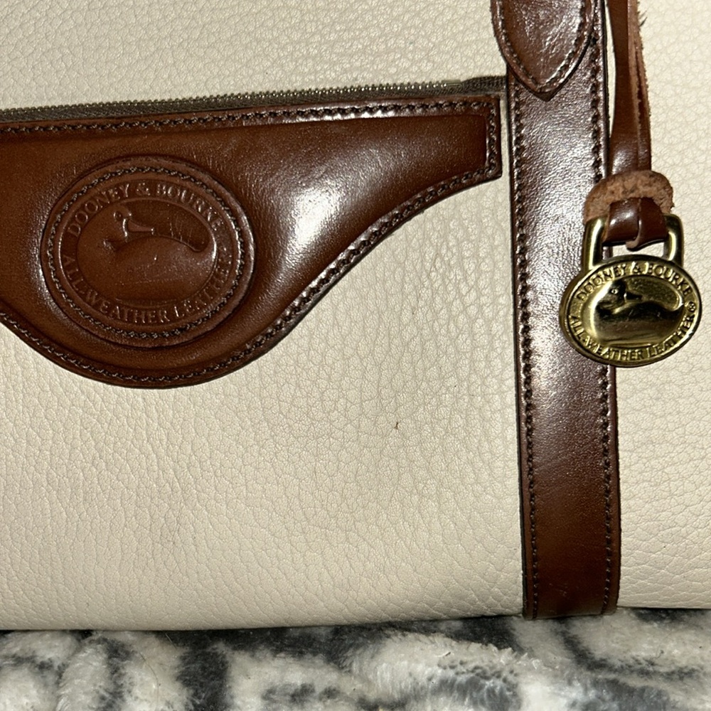 VINTAGE Dooney& Bourke Burgundy Brown Tmoro Exotic Leather Shoulder Bag rare 💼 - Picture 2 of 5